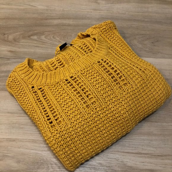 American Eagle top - Picture 1 of 3